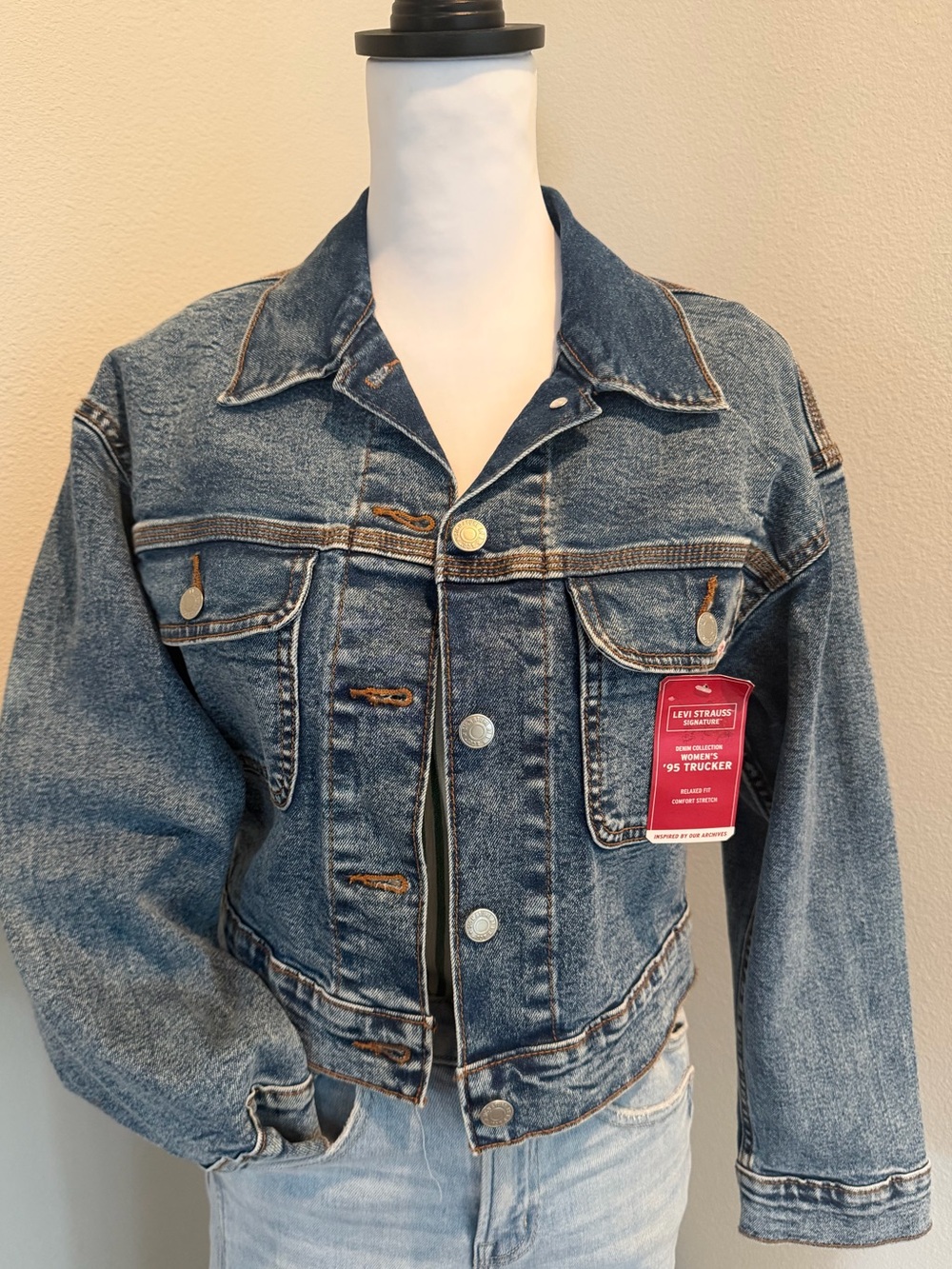 Levi's Women's Medium Blue Denim Trucker Jacket with Red Tag
